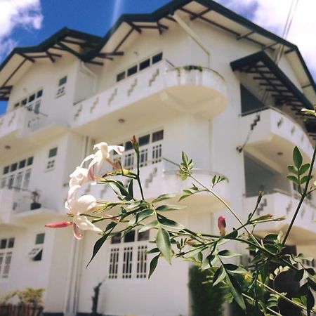 Lake View Hotel & Bungalow Nuwara Eliya Eksteriør bilde